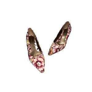 Bandolino Women's Floral Kitten Heel Pump‎ 9.5 Whimsical Office Workwear Summer